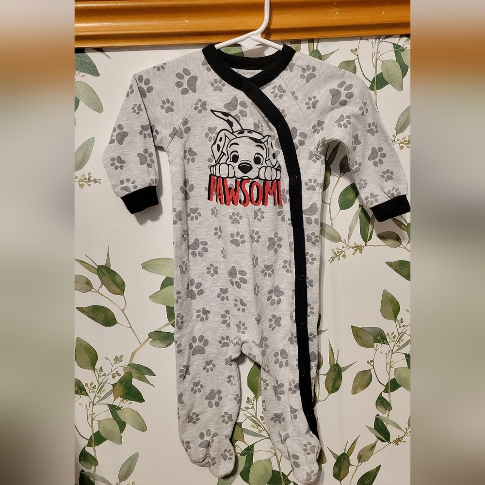 5/$15 Disney 101 Dalmations Footed Pajamas